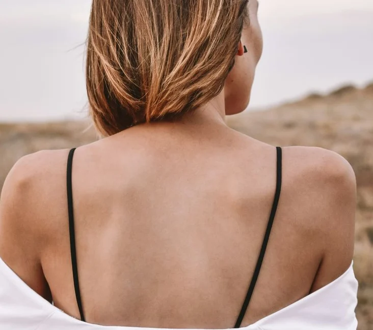Shoulders and upper back, before retouch